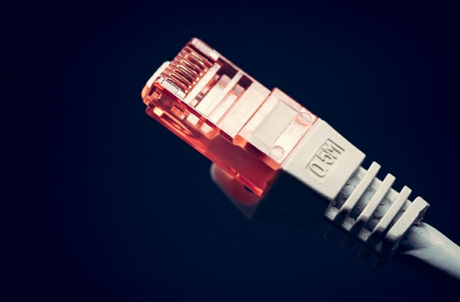 Gobernación y Cantv inician despliegue en Tomás Lander e Independencia para fortalecer las telecomunicaciones