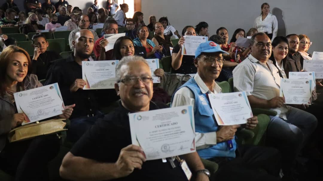 650 personas han sido certificadas en la Escuela de Emprendedores de Los Teques