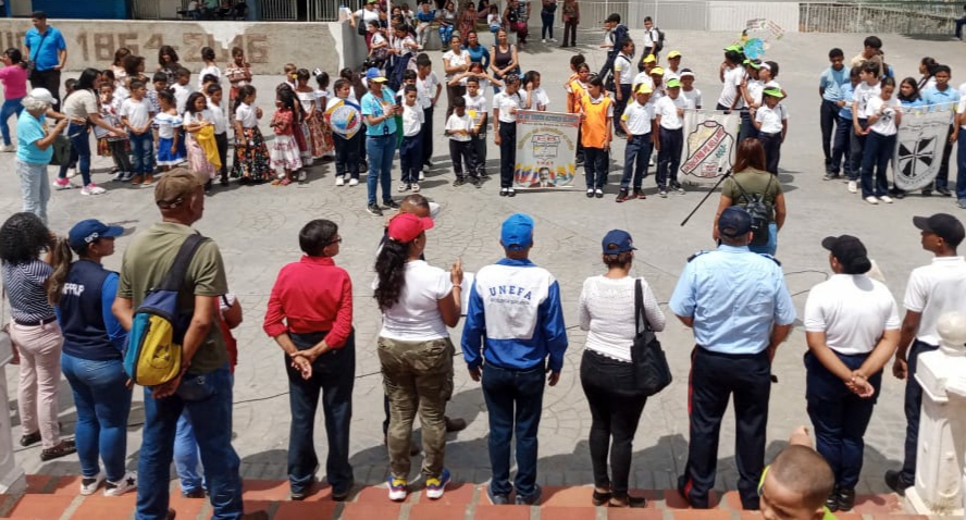 Juramentados Brigadistas de Prevención Integral Estudiantil en Zamora