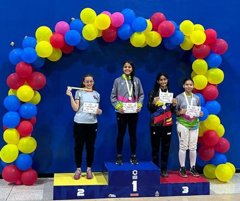 Miranda arrasó en nacional de natación