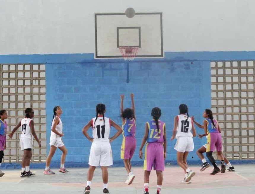 Tomás Lander y Sucre campeones en baloncesto 5×5 femenino de juegos estudiantiles de Miranda