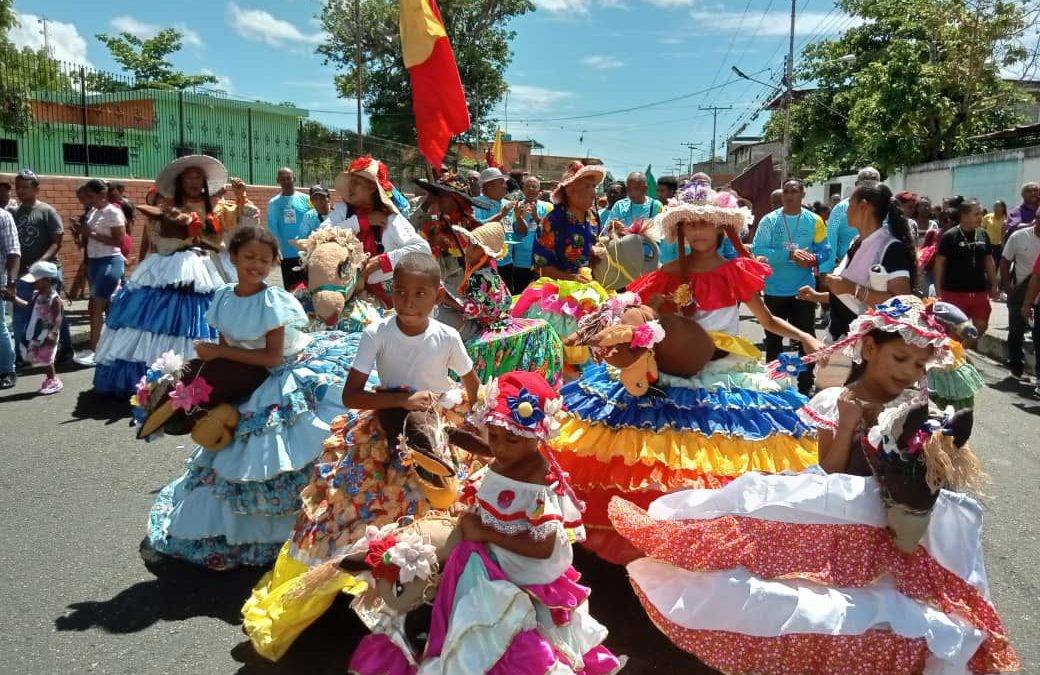 Agrupación Todos Vuelven celebró 41 años de tradición mirandina