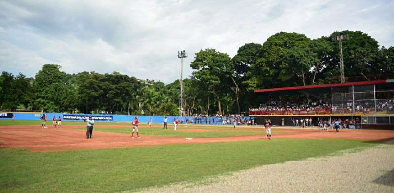Construyen en Charallave la ciudad deportiva de Miranda