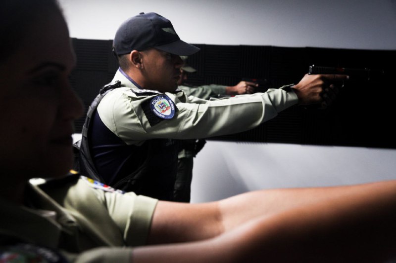 Primera competencia policial se realizó en Polígono de Tiro Simulado de Miranda