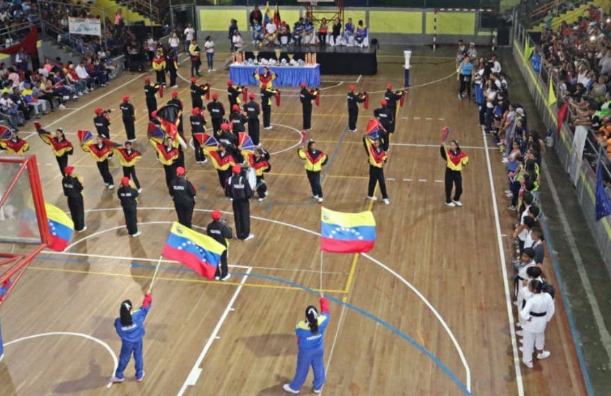 Inaugurados Juegos Comunales en Guaicaipuro