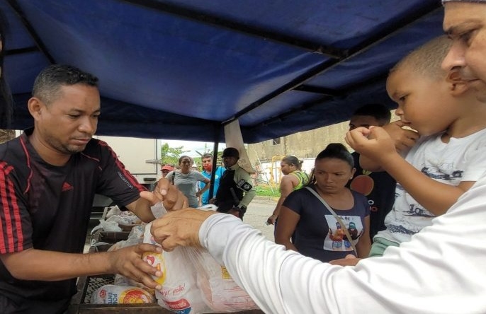 Realizaron jornada de distribución de alimentos en bases de misiones de Charallave