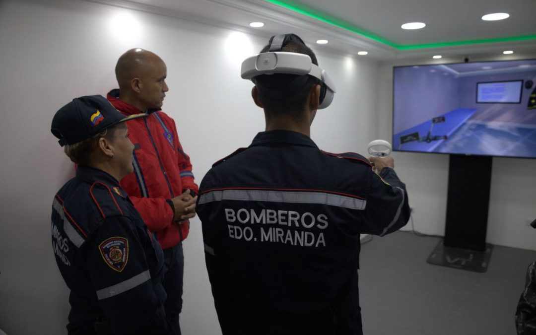 Bomberos de Miranda estrena simuladores de fuego real y virtual únicos en el país