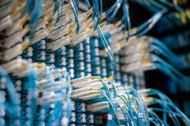 Quebrada de Cúa recibe proyecto de fibra óptica para Internet