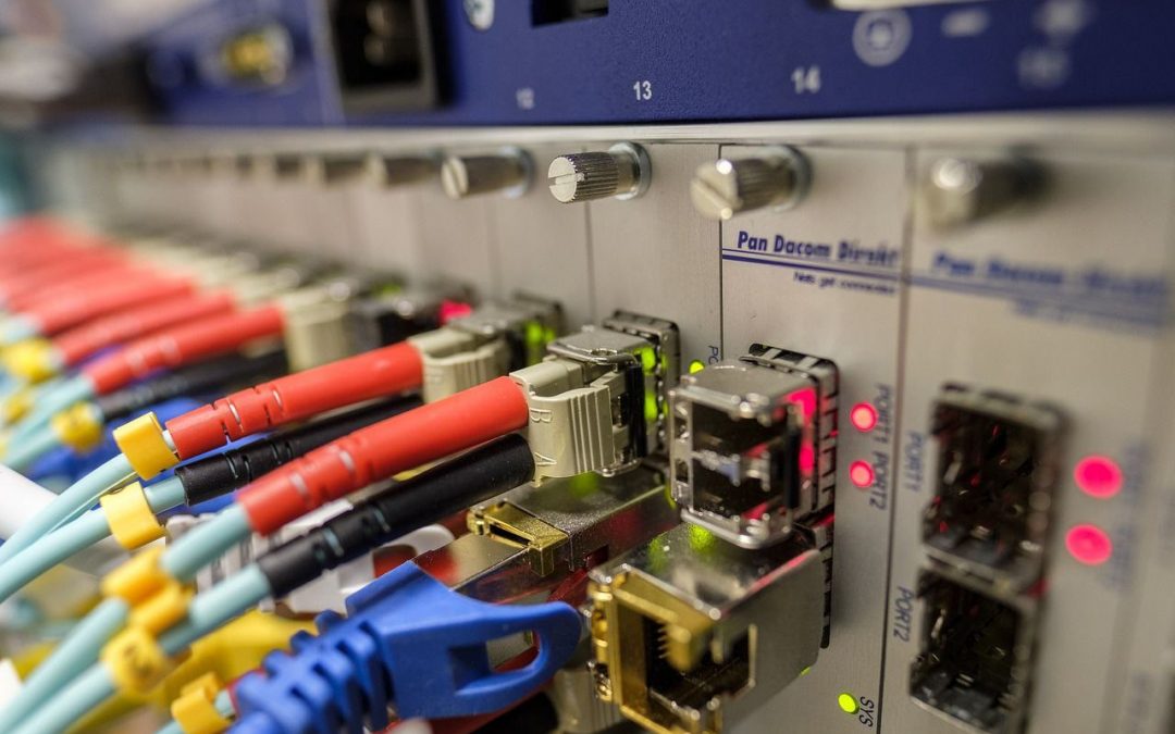 Presentan proyecto de fibra óptica en Las Minas de Baruta