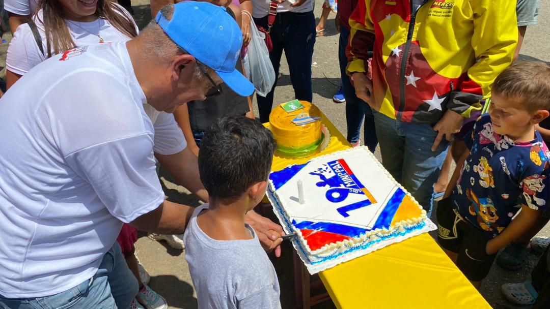 Atienden a más de 1.800 familias de Yare con Feria del Campo Soberano