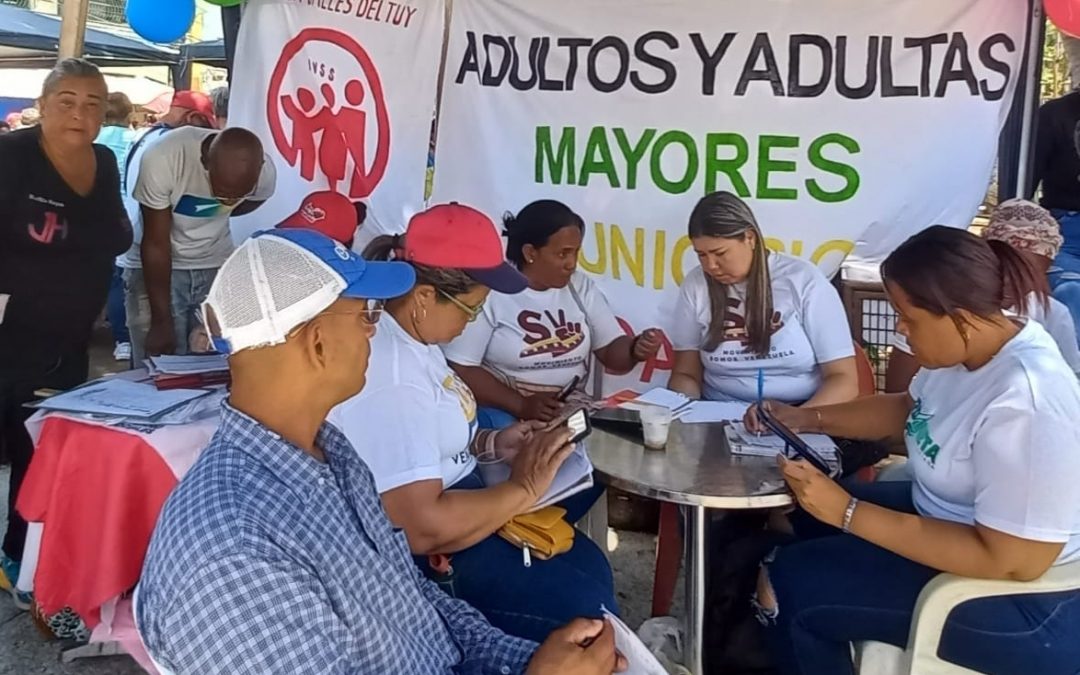 Más de 2.000 adultos mayores fueron atendidos en operativos sociales en Urdaneta