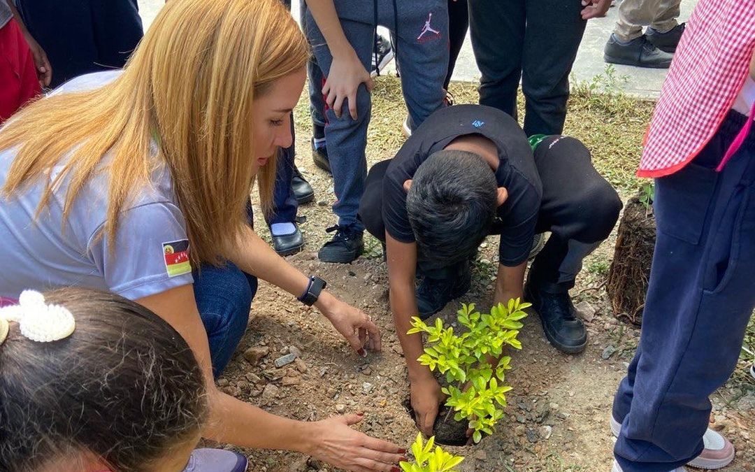 Miranda promueve agenda ambiental para preservar el planeta