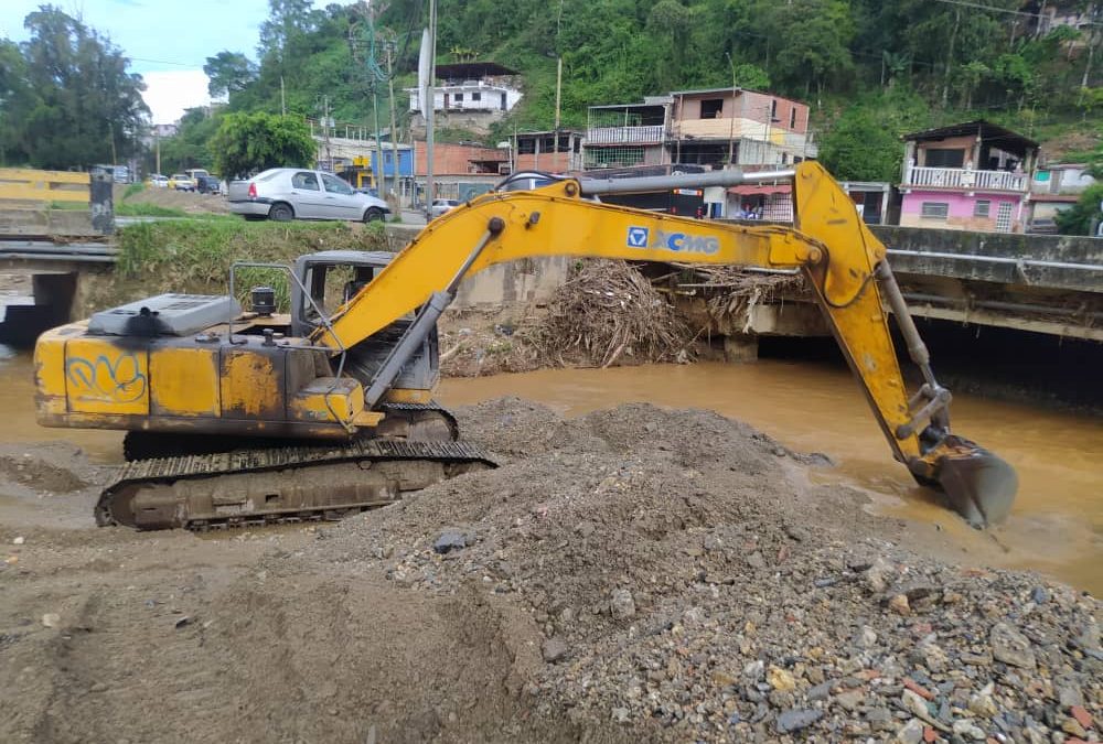 Iniciarán dragado en río San Pedro de Los Teques