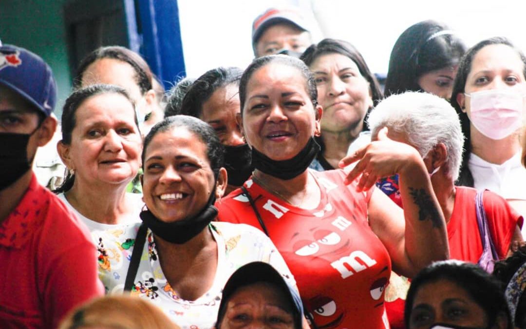Con despliegue casa por casa evalúan necesidades de las mujeres de Tomás Lander