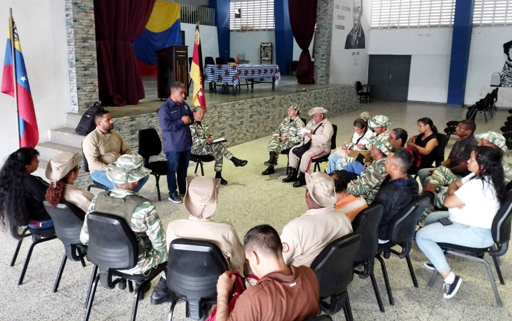 Milicianos de Sucre establecen líneas de acción sobre seguridad
