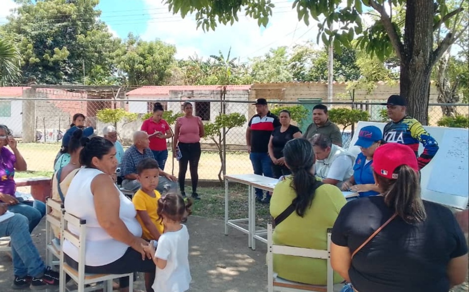 Elaboran plan de trabajo para la tenencia de tierra urbana en Yare