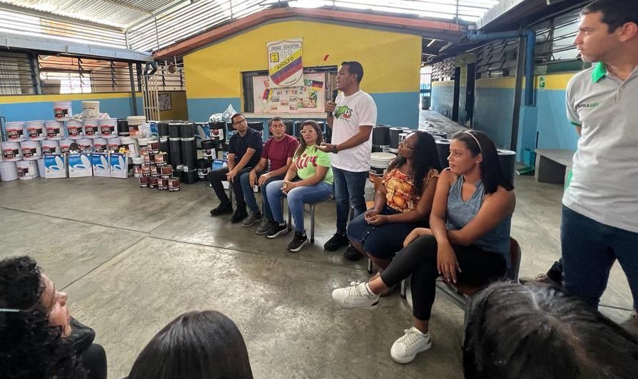 Bricomiles llegan a las Minas de Baruta y otros sectores mirandinos