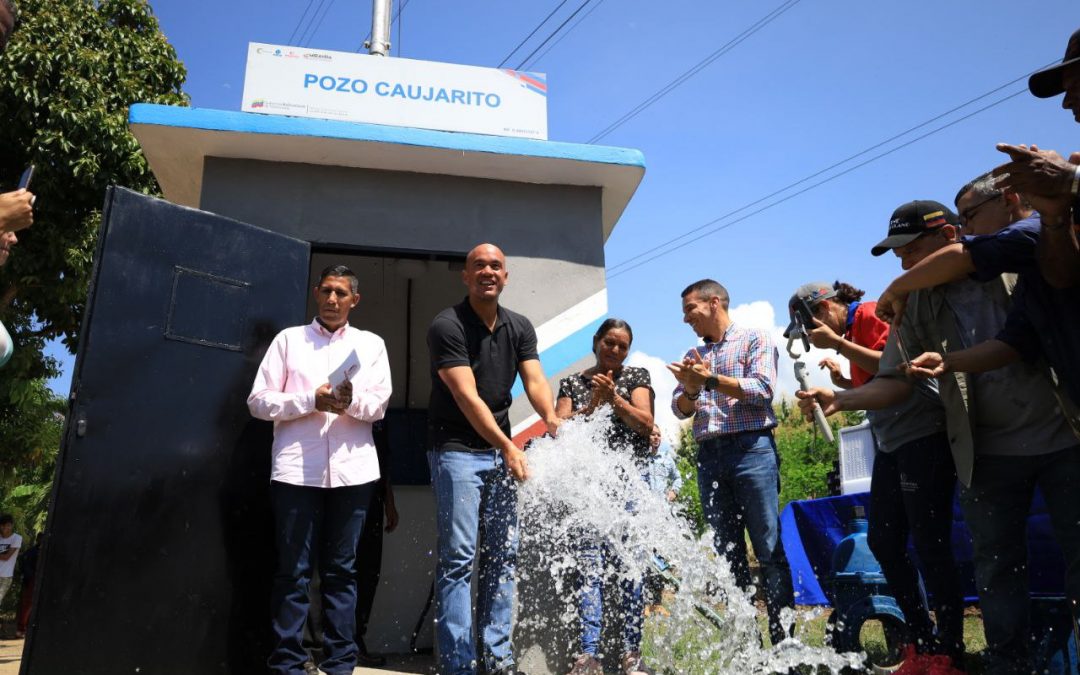 Activan pozos de agua en Vallecito y Caujarito para atender a 500 familias
