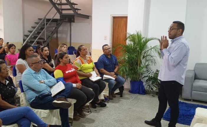 Industriales de Cristóbal Rojas se capacitan en desarrollo económico y emprendimiento