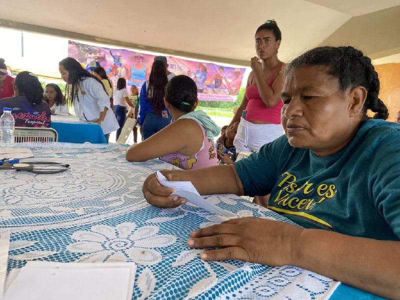Gran Misión Venezuela Mujer atendió a pescadoras de Brión