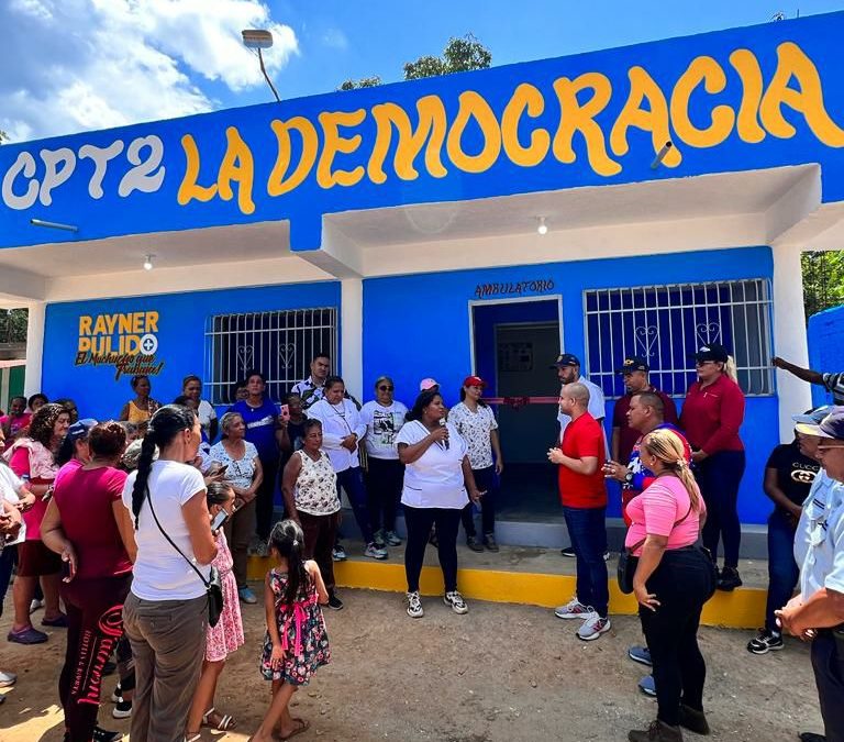 Más de 2.000 familias atendidas con rehabilitación de ambulatorio La Democracia
