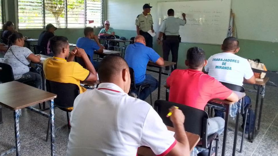 Inicia formación de operadores de seguridad de escuelas de Miranda