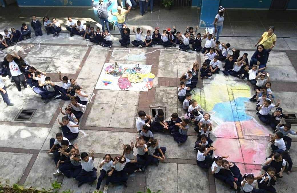 Patrimonios mirandinos promueven defensa del Esequibo en  escuelas de Los Teques