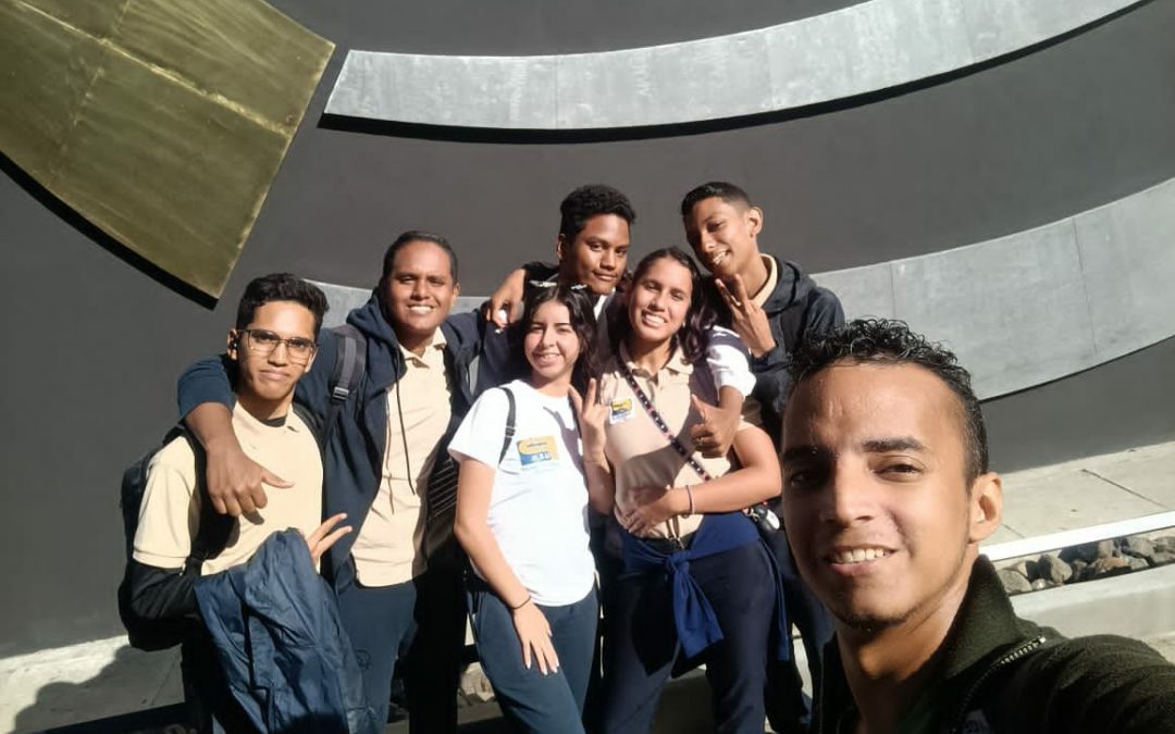 UCV abre las puertas de la ciencia a estudiantes mirandinos