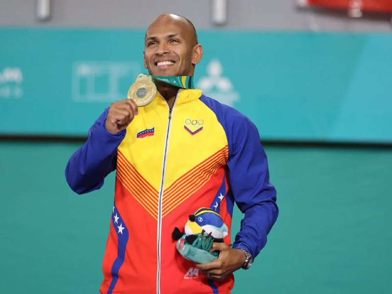 Karateca mirandino Andrés Madera se colgó el oro en Panamericanos