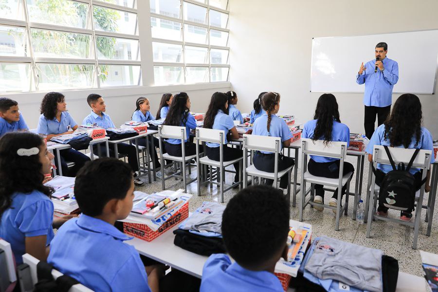 Nuevo rostro muestra liceo Pérez Bonalde de Ocumare del Tuy