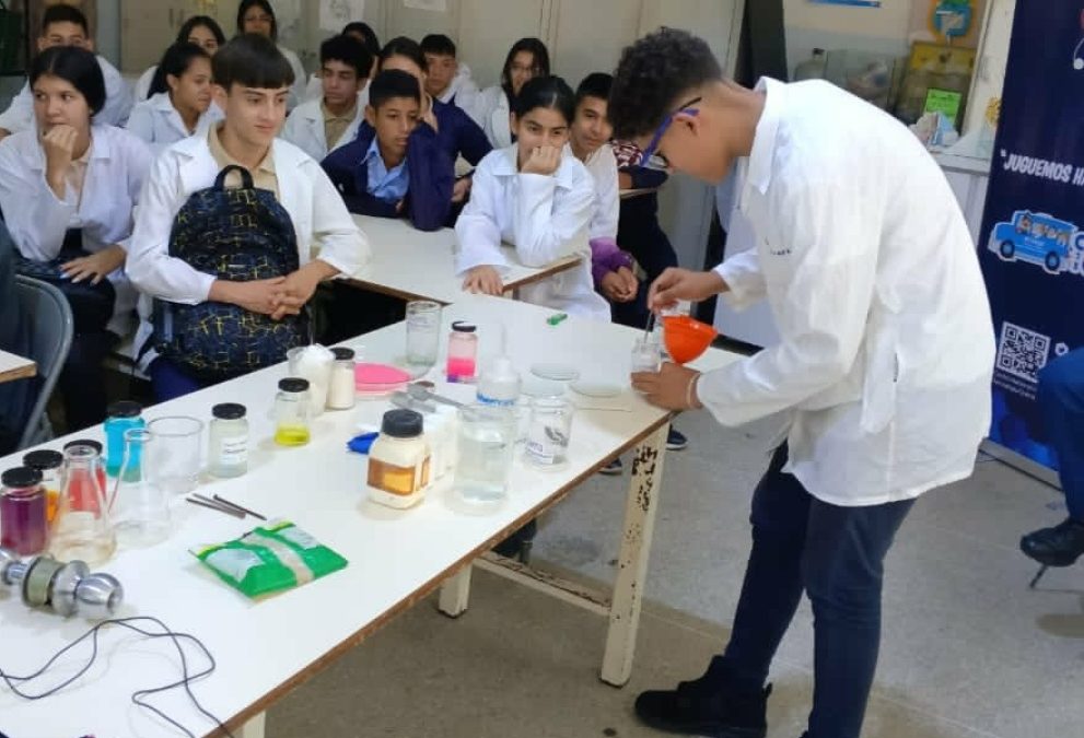 Estudiantes de Carrizal se suman al desarrollo de proyectos científicos