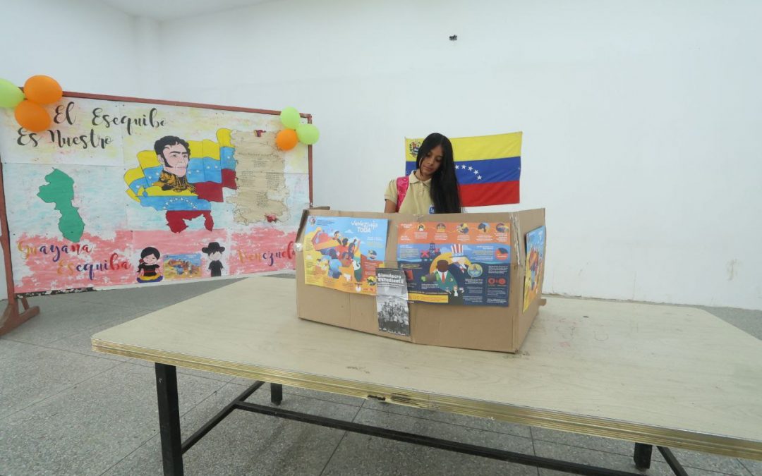 Estudiantes mirandinos llaman a votar en defensa del Esequibo