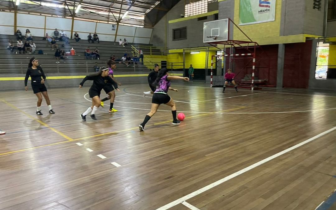 Los Salias campeón del fútbol sala masculino de juegos comunitarios