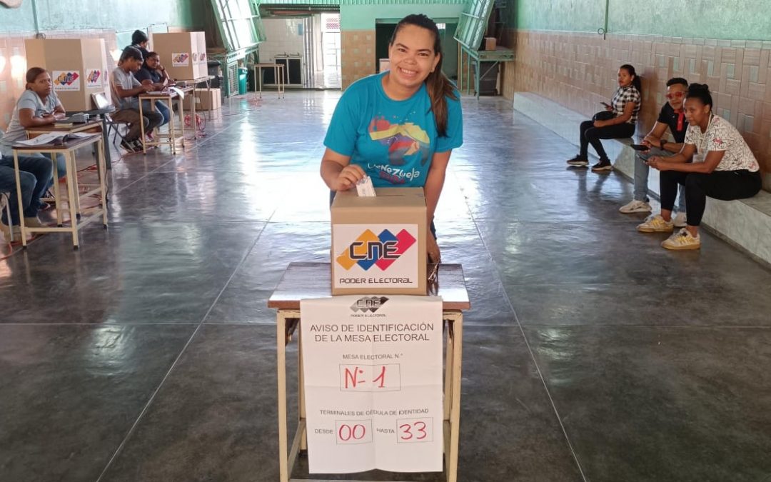 Santos Inocentes de Caucagua votan por el Esequibo