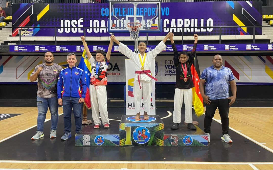 Baruta y Chacao brillaron en karate de Juegos Comunitarios Miranda 2023