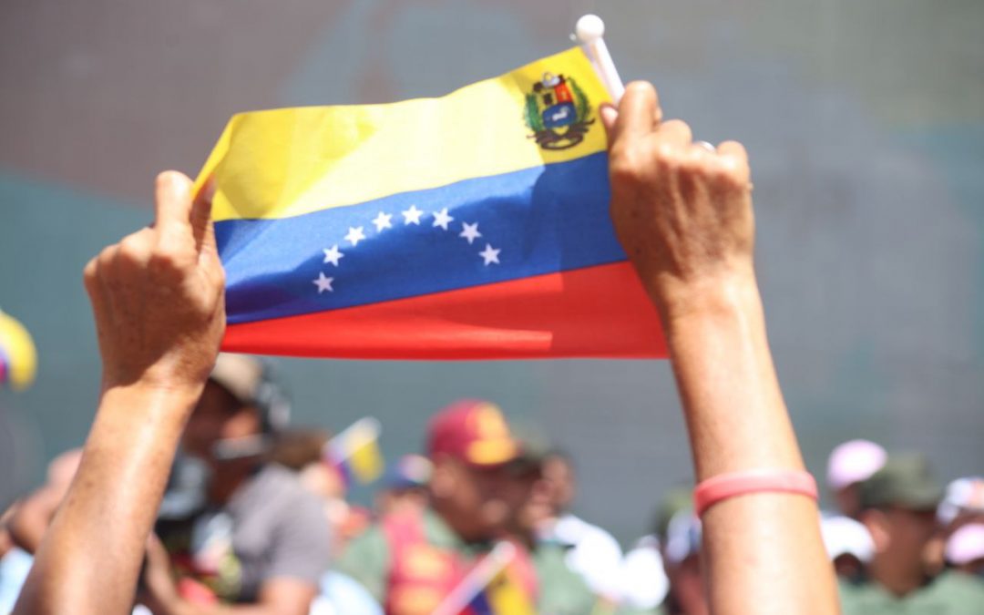 Miranda celebra 25 años de la Revolución con exposición de logros