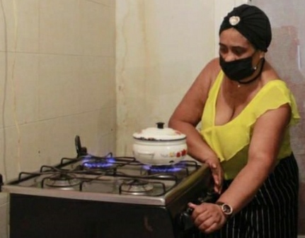 Instalan gas doméstico directo a 196 familias de Baruta