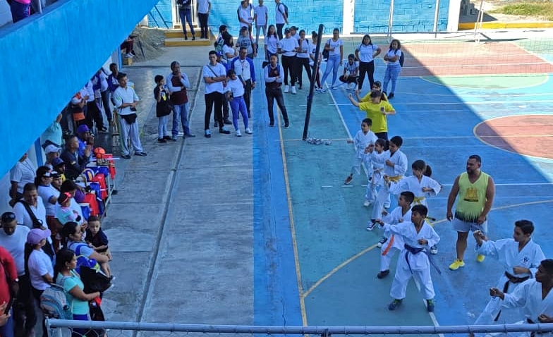 Promueven el deporte y la recreación con Zona Activa para universitarios mirandinos
