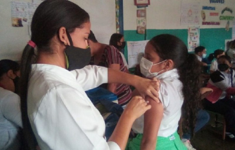 Salud va a la escuela atendió a más de 2.300 estudiantes del municipio Sucre