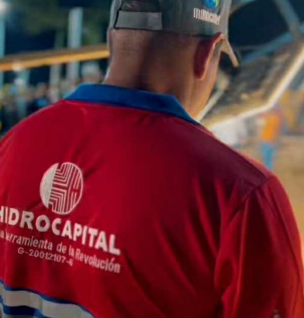 Culminan reparación en tubería de agua en El Hatillo