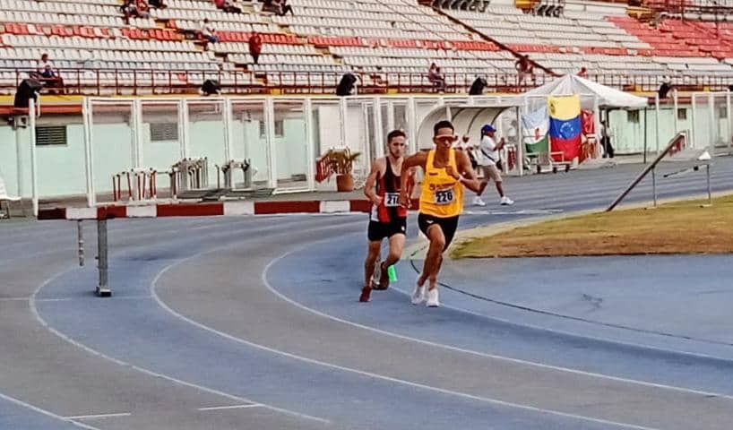 Miranda destaca en primera jornada de campeonato de atletismo