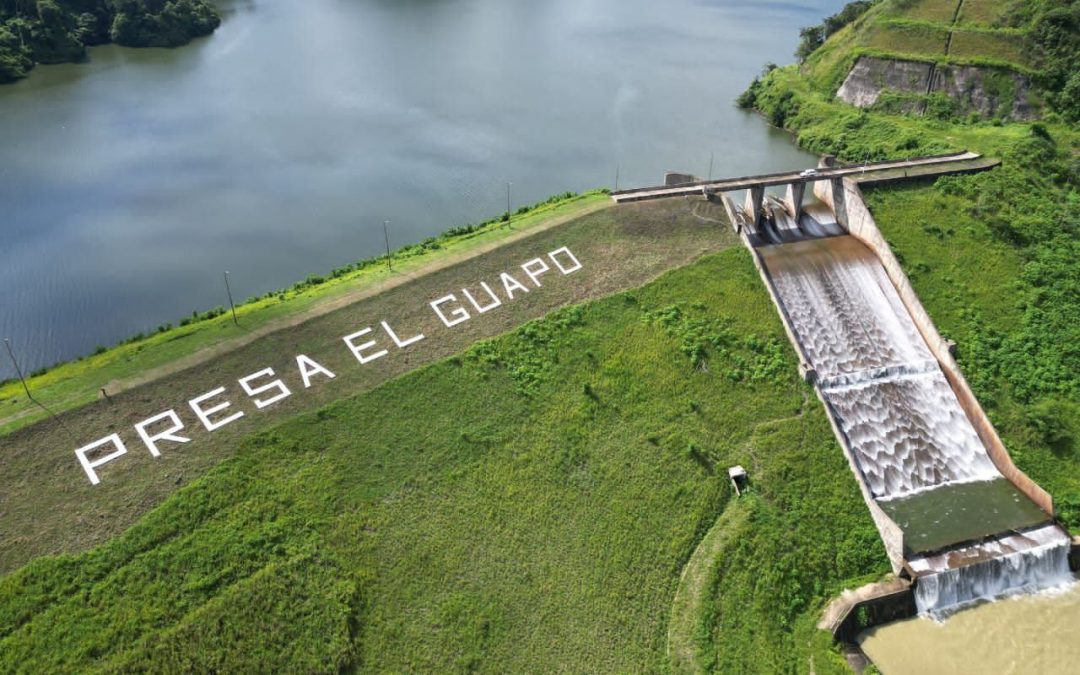 Inspeccionan mejoras en el embalse de El Guapo