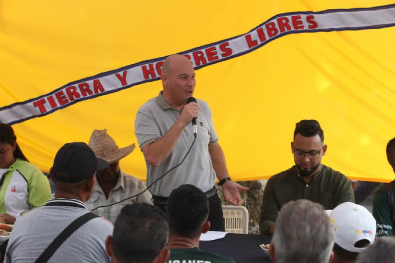 Productores de Valles del Tuy recibieron cartas agrarias