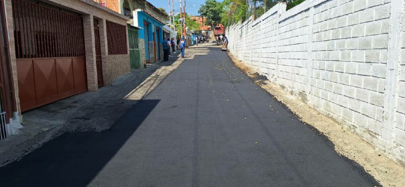 Avanza plan de obras públicas y  vialidad en Charallave
