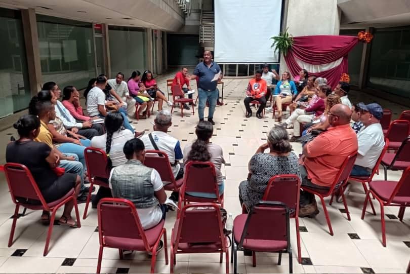 Sectores religiosos proponen líneas de acción política en debate por las 7T