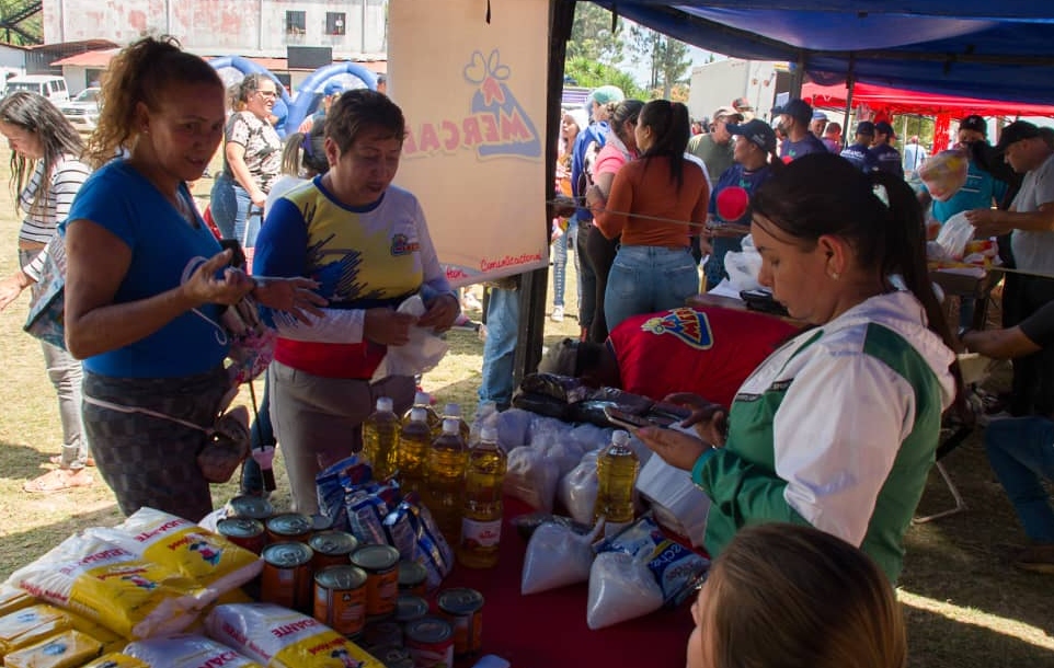 Productores agropecuarios de Guaicaipuro recibieron atención integral