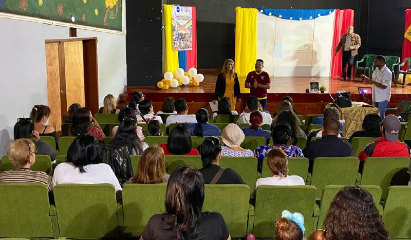 Emprendedores de Miranda entregan propuestas para elevar la producción nacional (+Debate 7T)