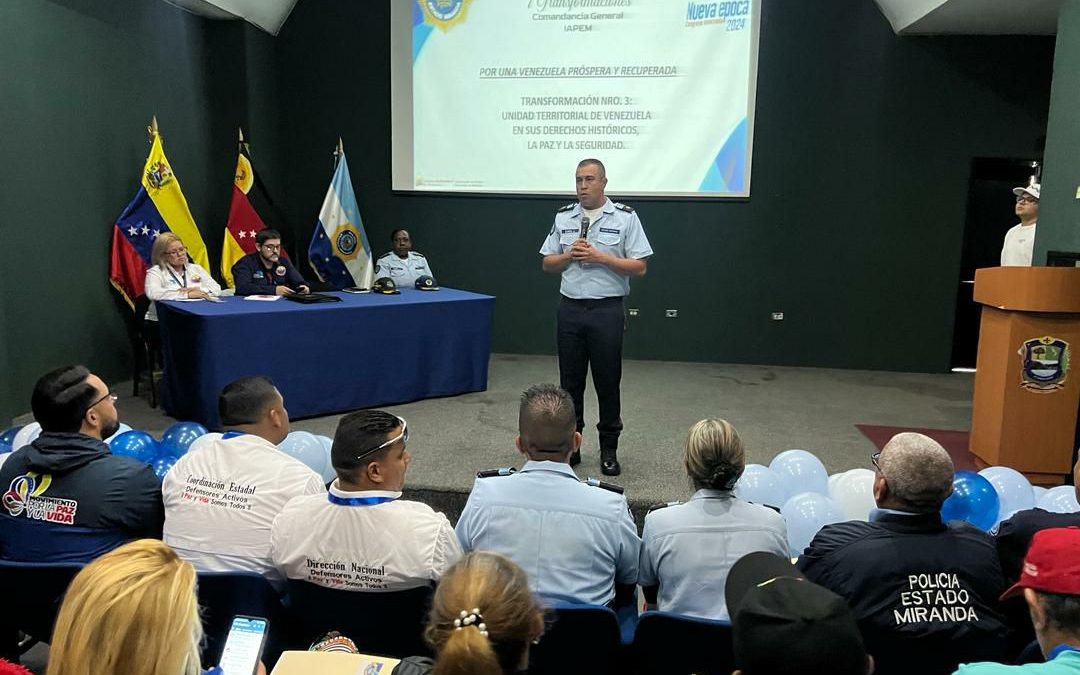 Organismos de seguridad y Poder Popular de Altos Mirandinos debaten las 7T