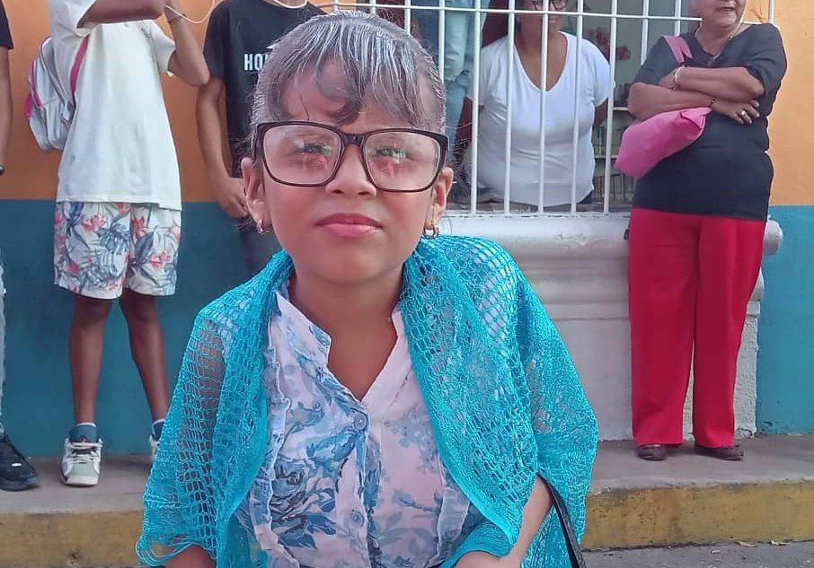 Más de 2.000 estudiantes de Paz Castillo participaron en comparsas de Carnaval
