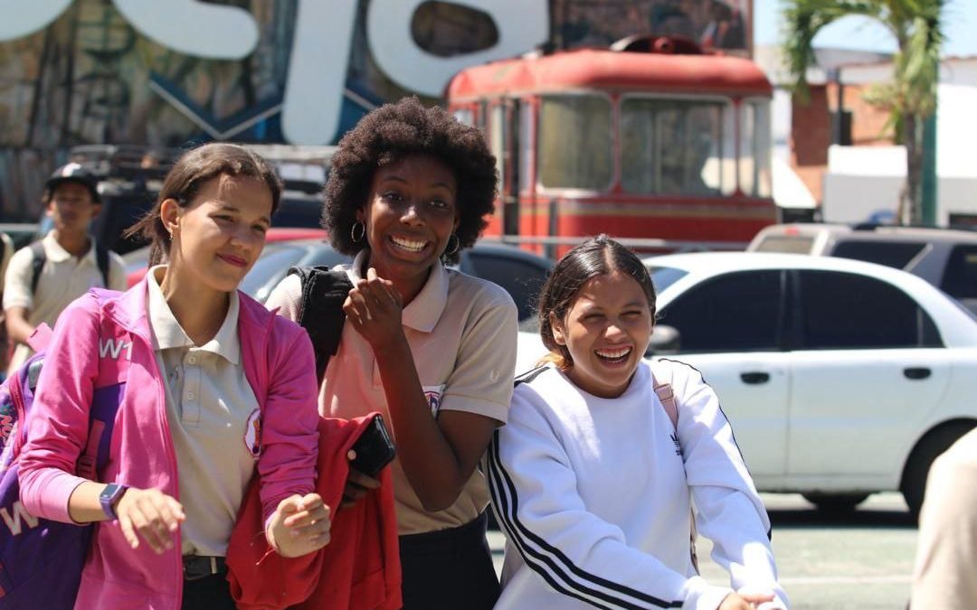 Programa de turismo estudiantil atiende a más de 200 jóvenes de Guarenas y Guatire